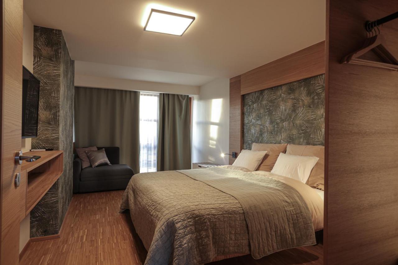 Par Pokoju Microhotel Zlín エクステリア 写真