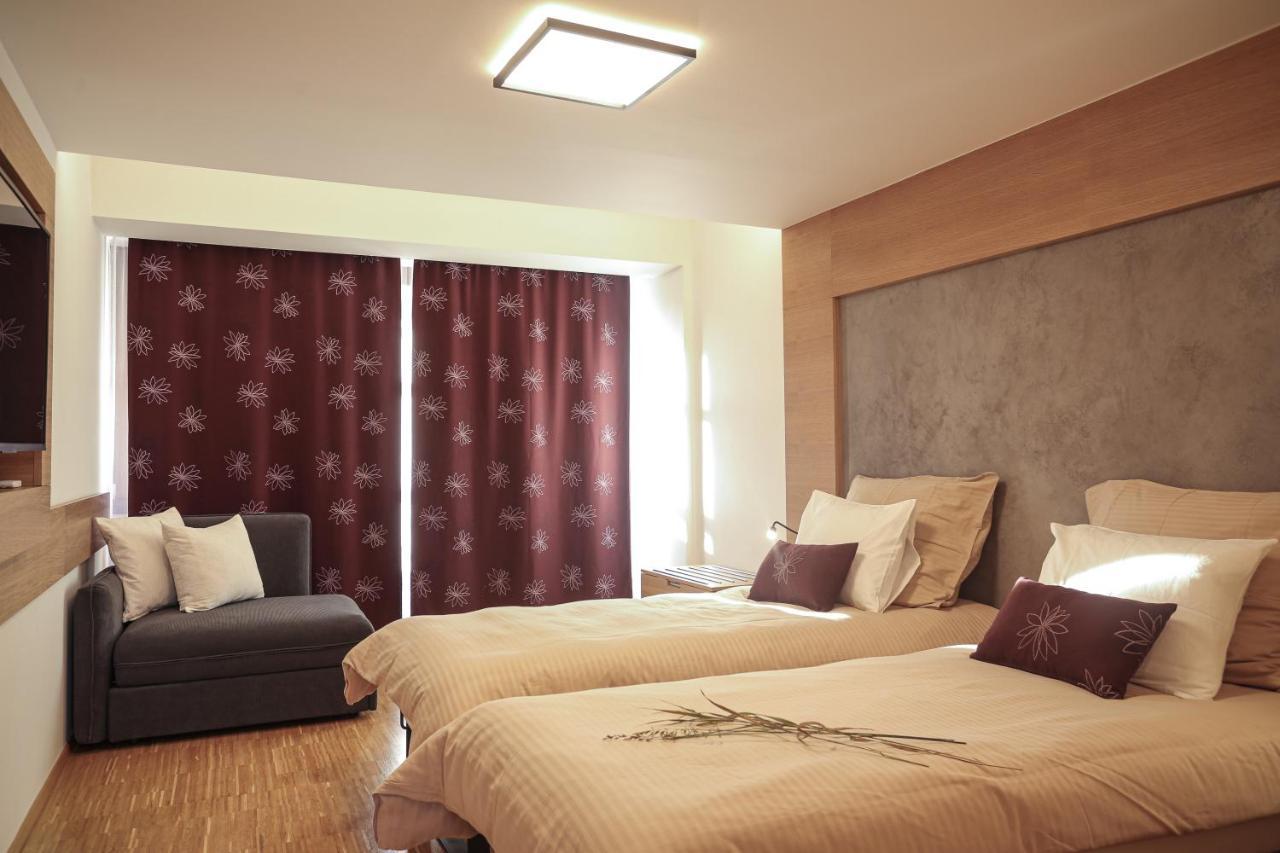 Par Pokoju Microhotel Zlín エクステリア 写真
