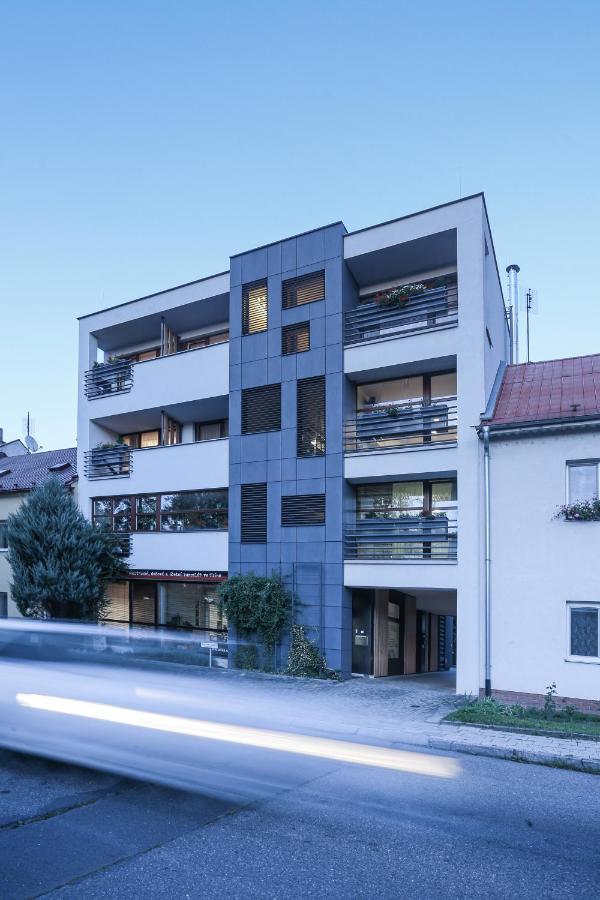 Par Pokoju Microhotel Zlín エクステリア 写真